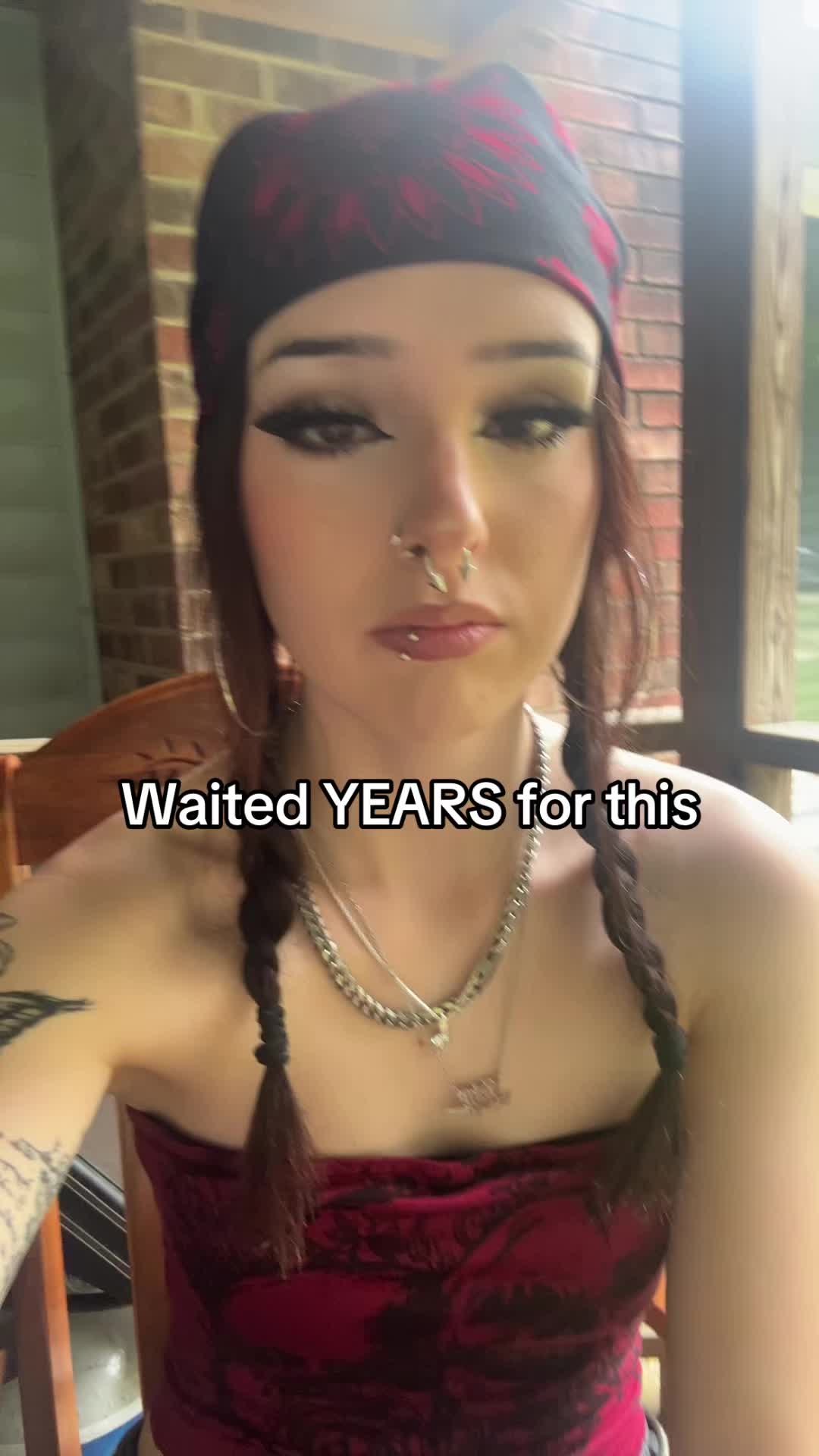 @️