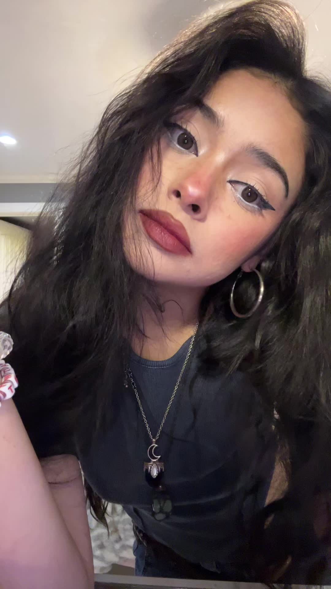 @hi