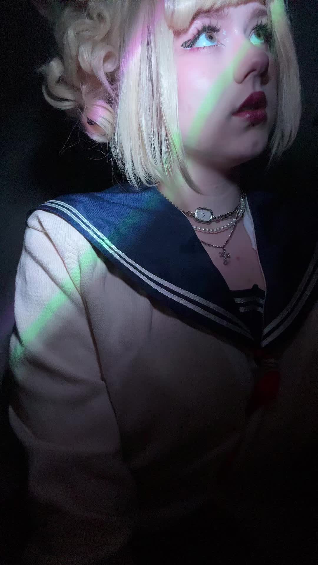 @<3