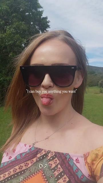 @Emily_Yorkie05