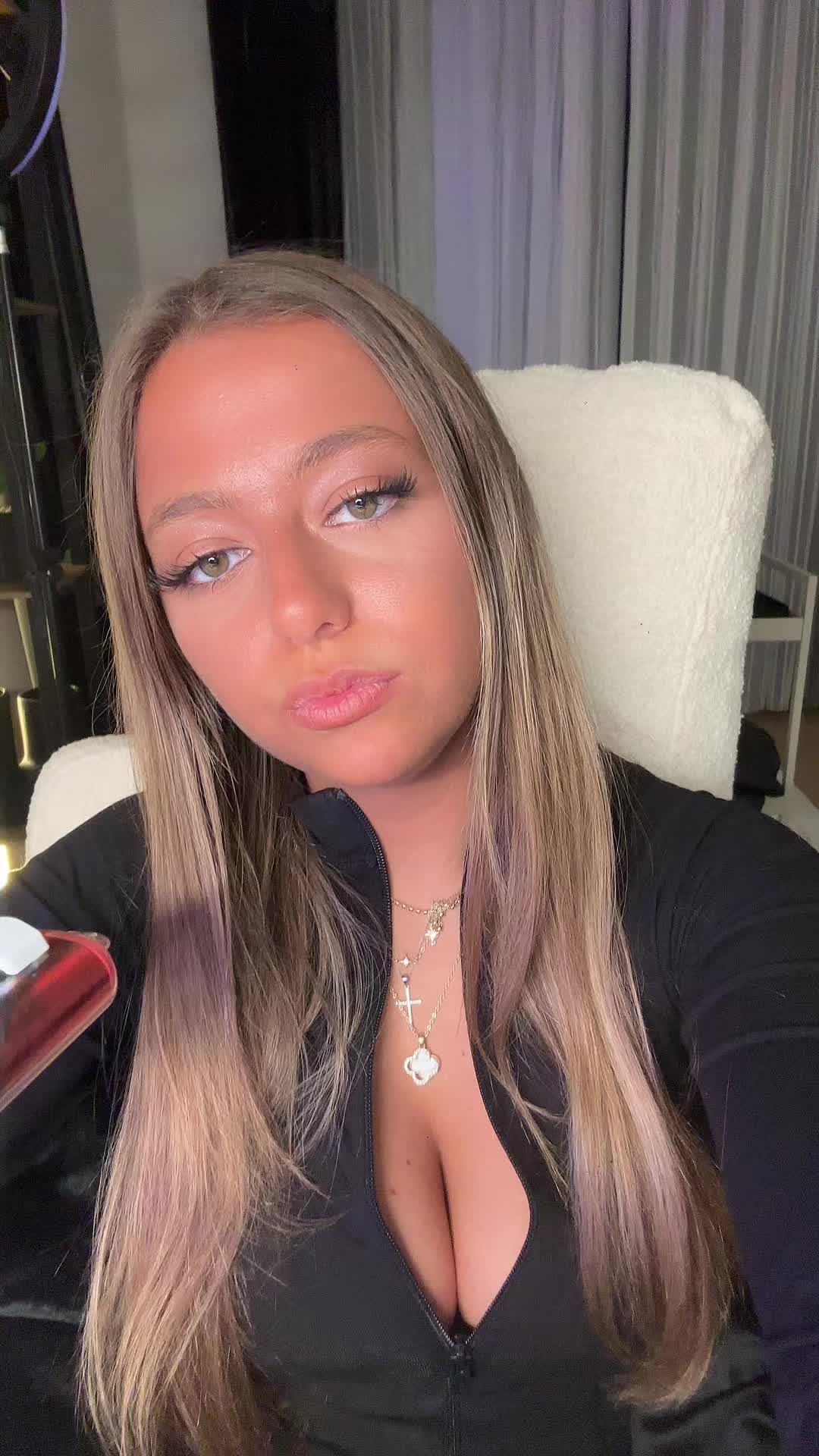 @lil'