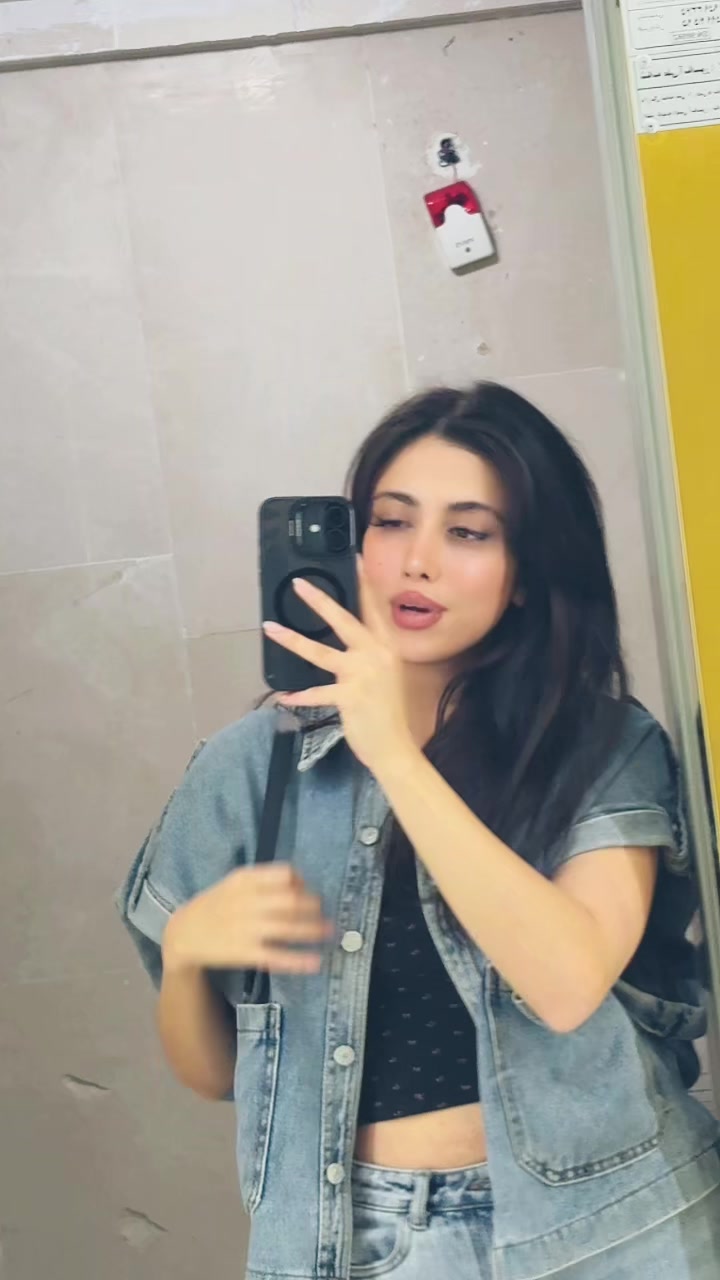 @Zhra