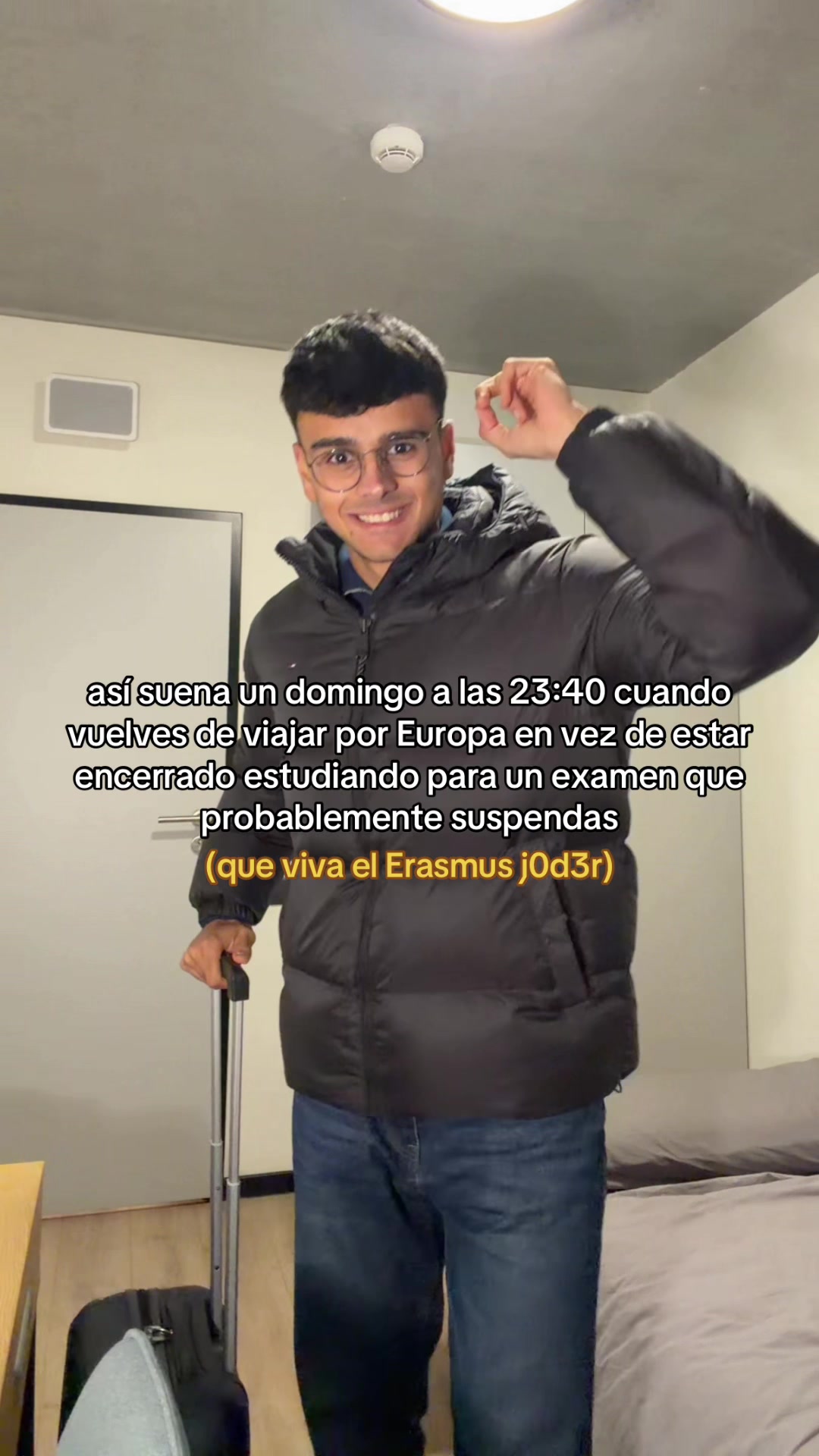 @Cristian González