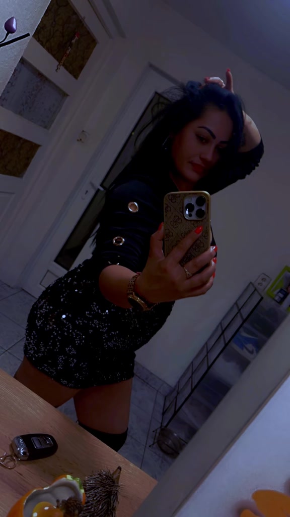 @Virág