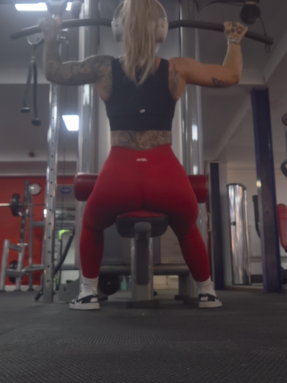 @reevesnicky1
