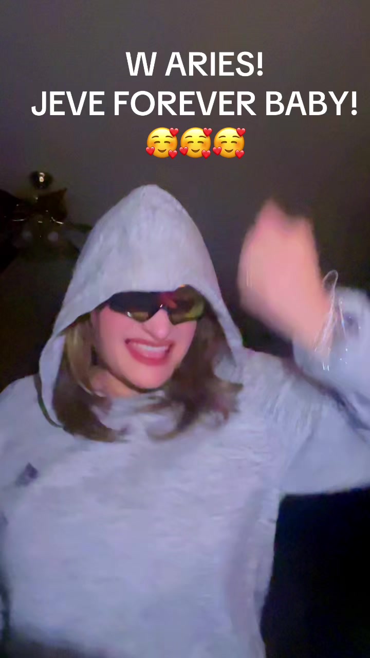 @Lisa_Love333