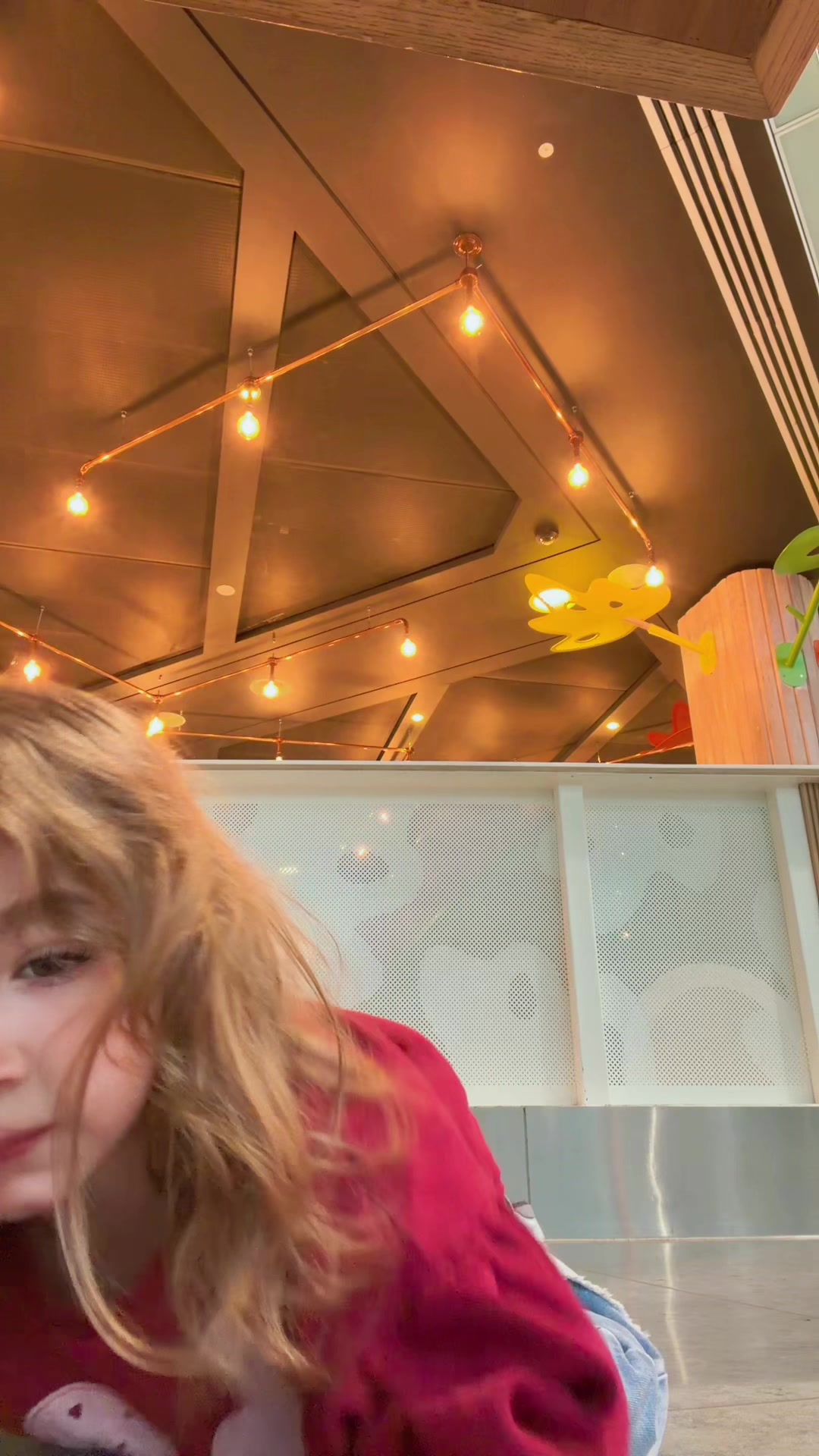 @AnneMarii