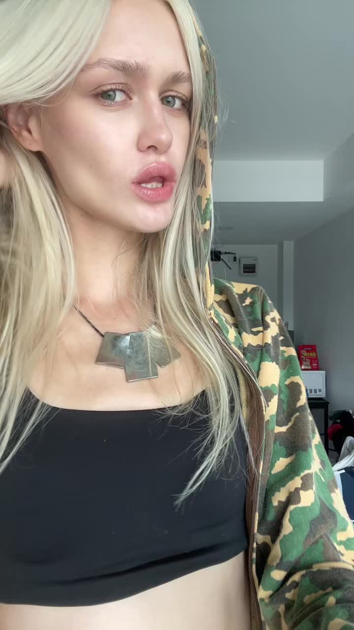 @uglyblondie