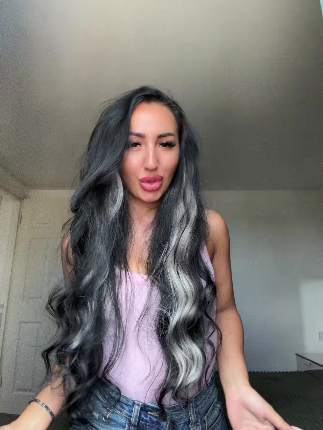 @gabriella