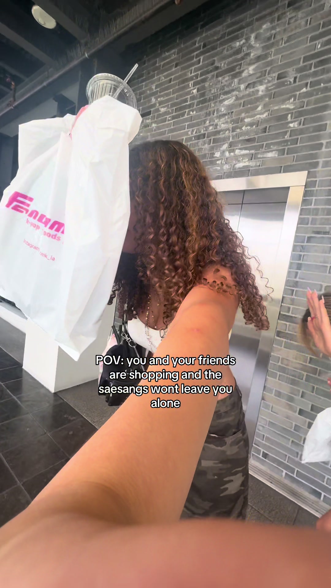 @bella