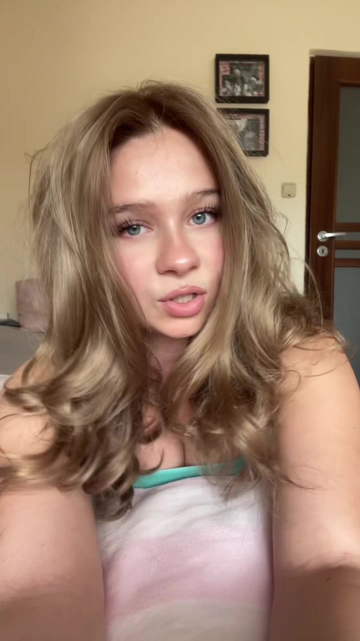 @🥥
