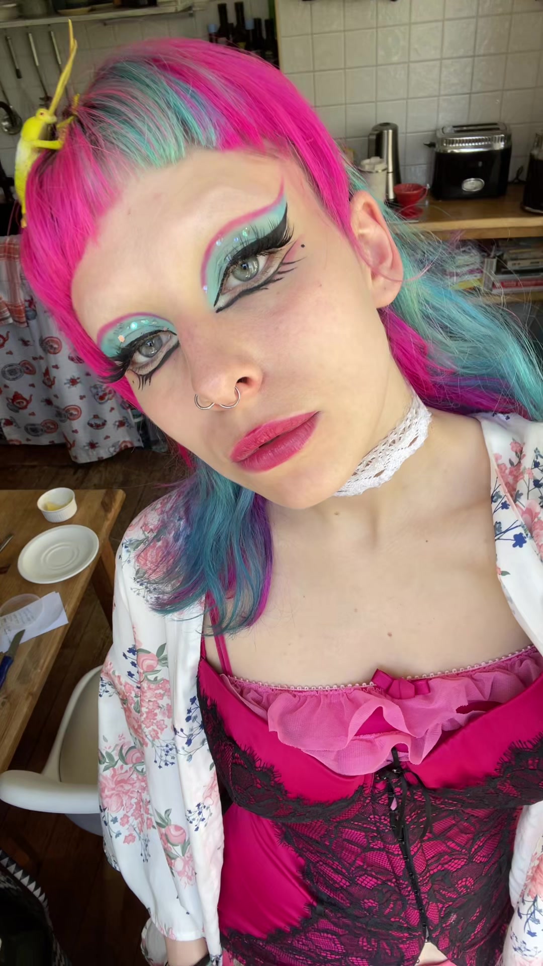 @weirdlywelldressed