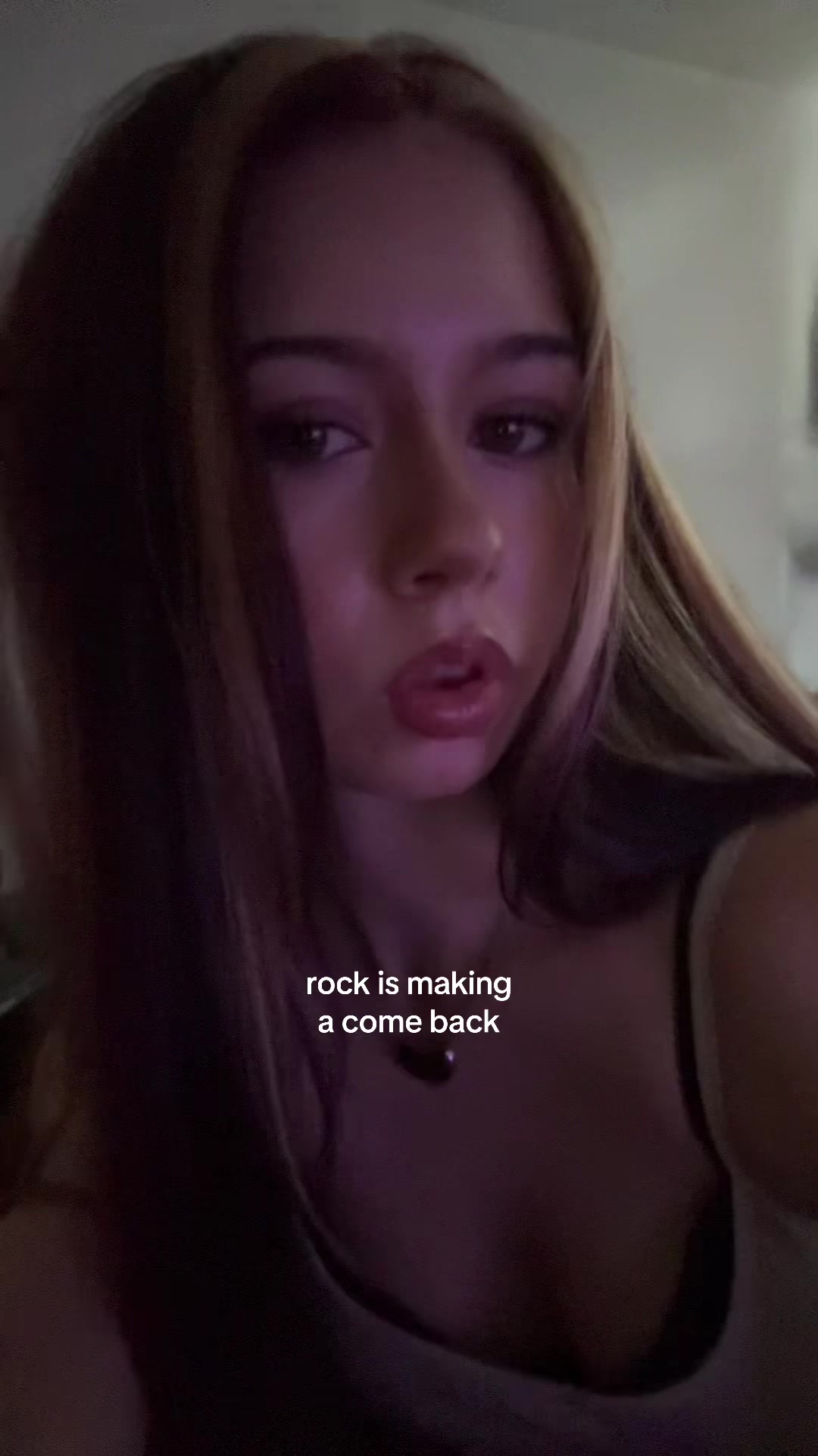 @𑣲𝄞lolarae