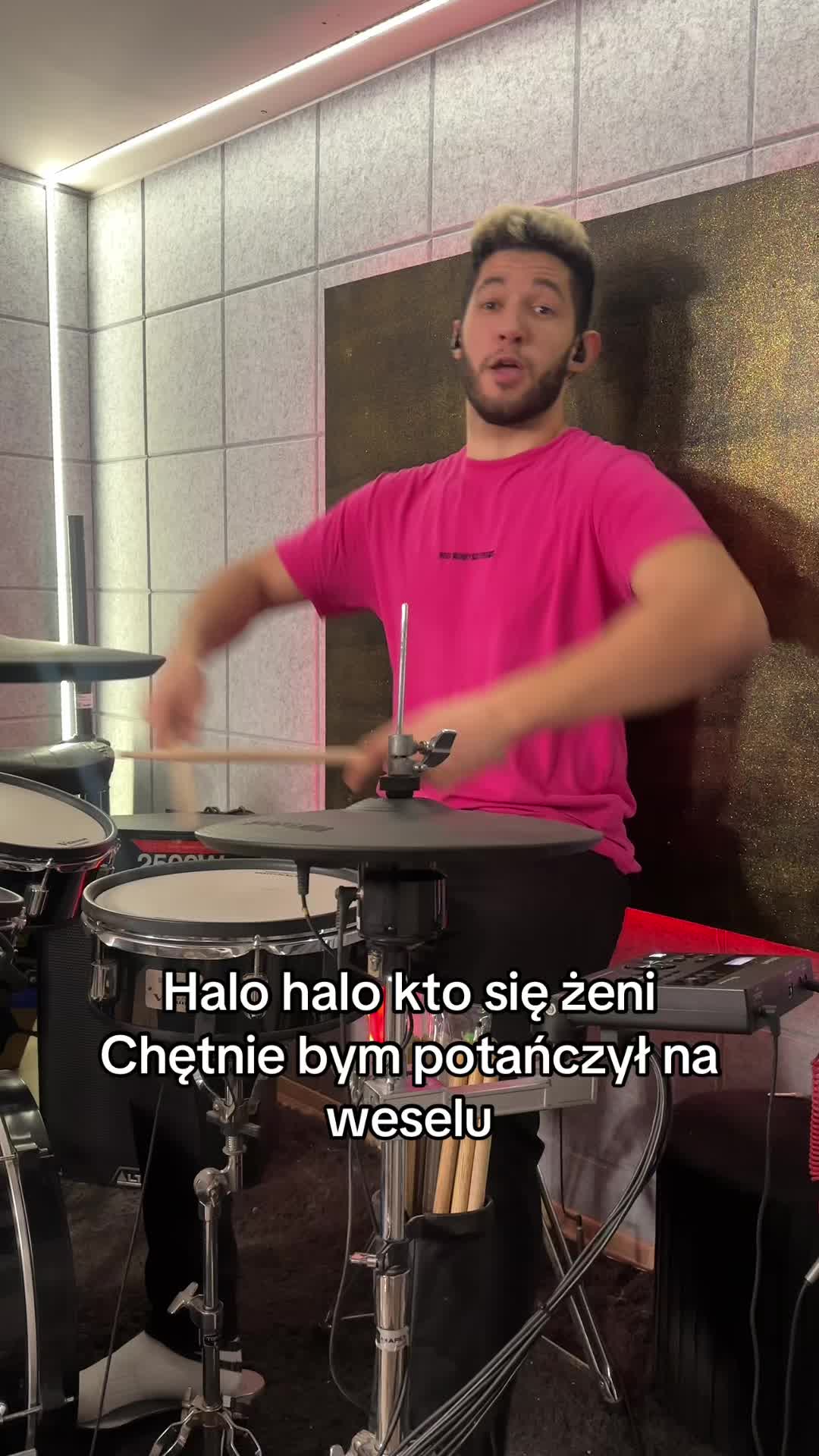 @Kamil Kossakowski