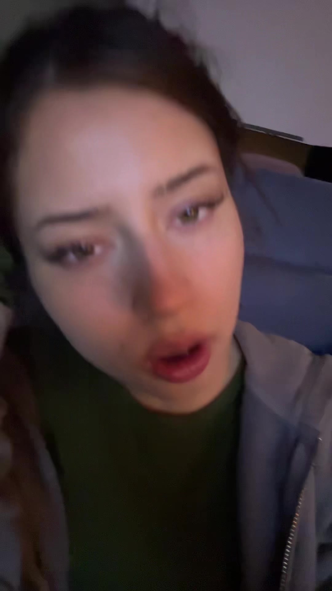 @⭑ 🪽