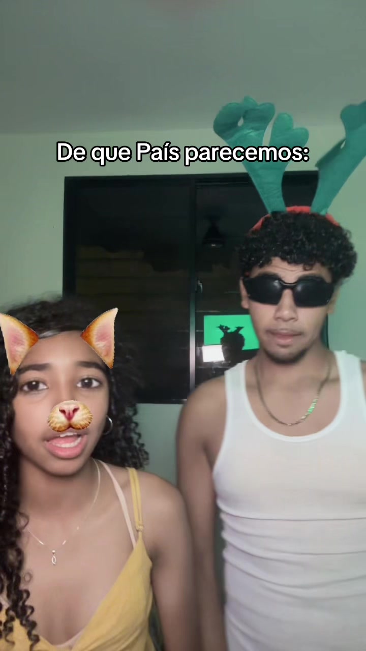 @Alexiño