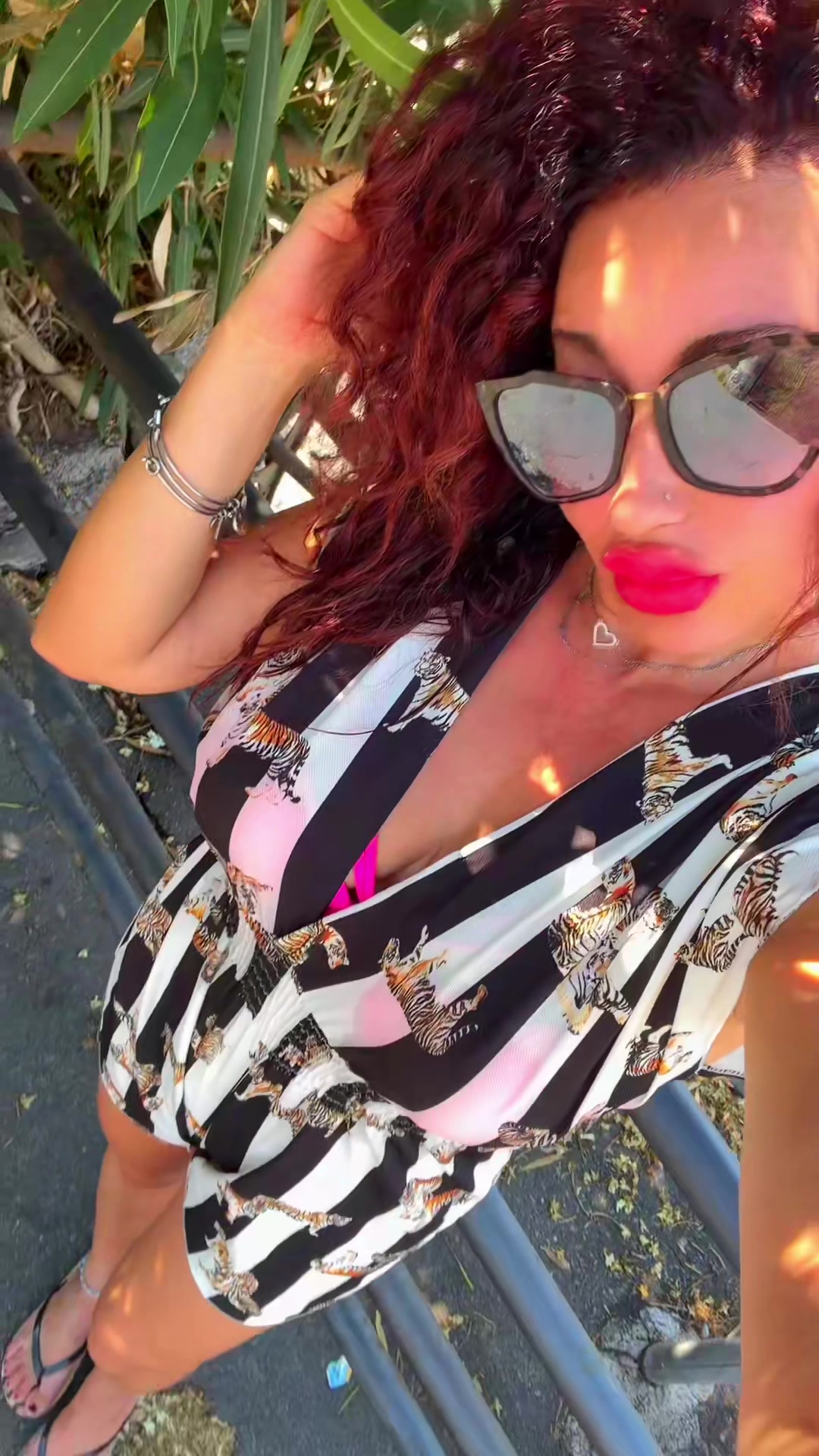 @weeronique