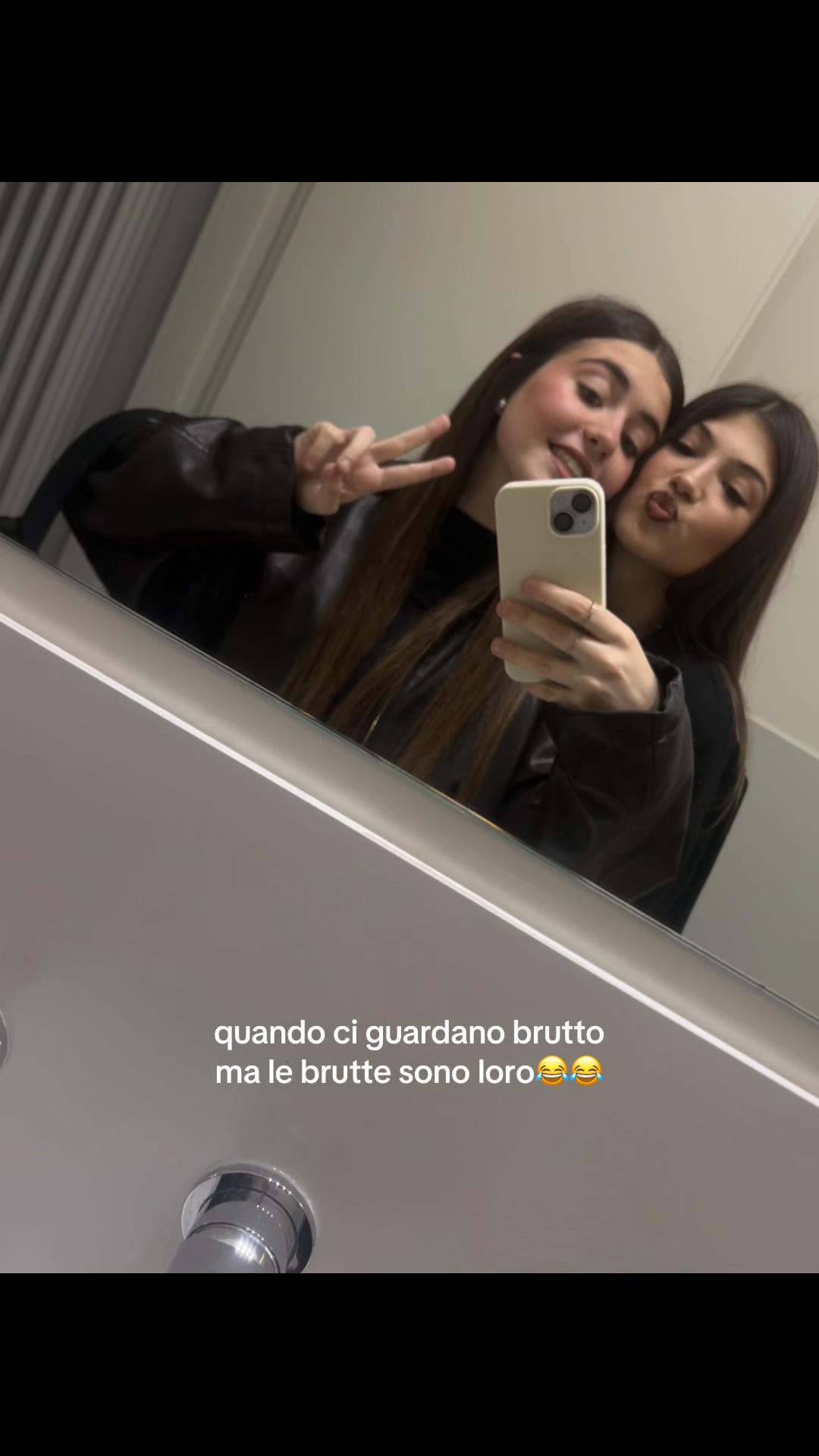 @_sofiesofi__