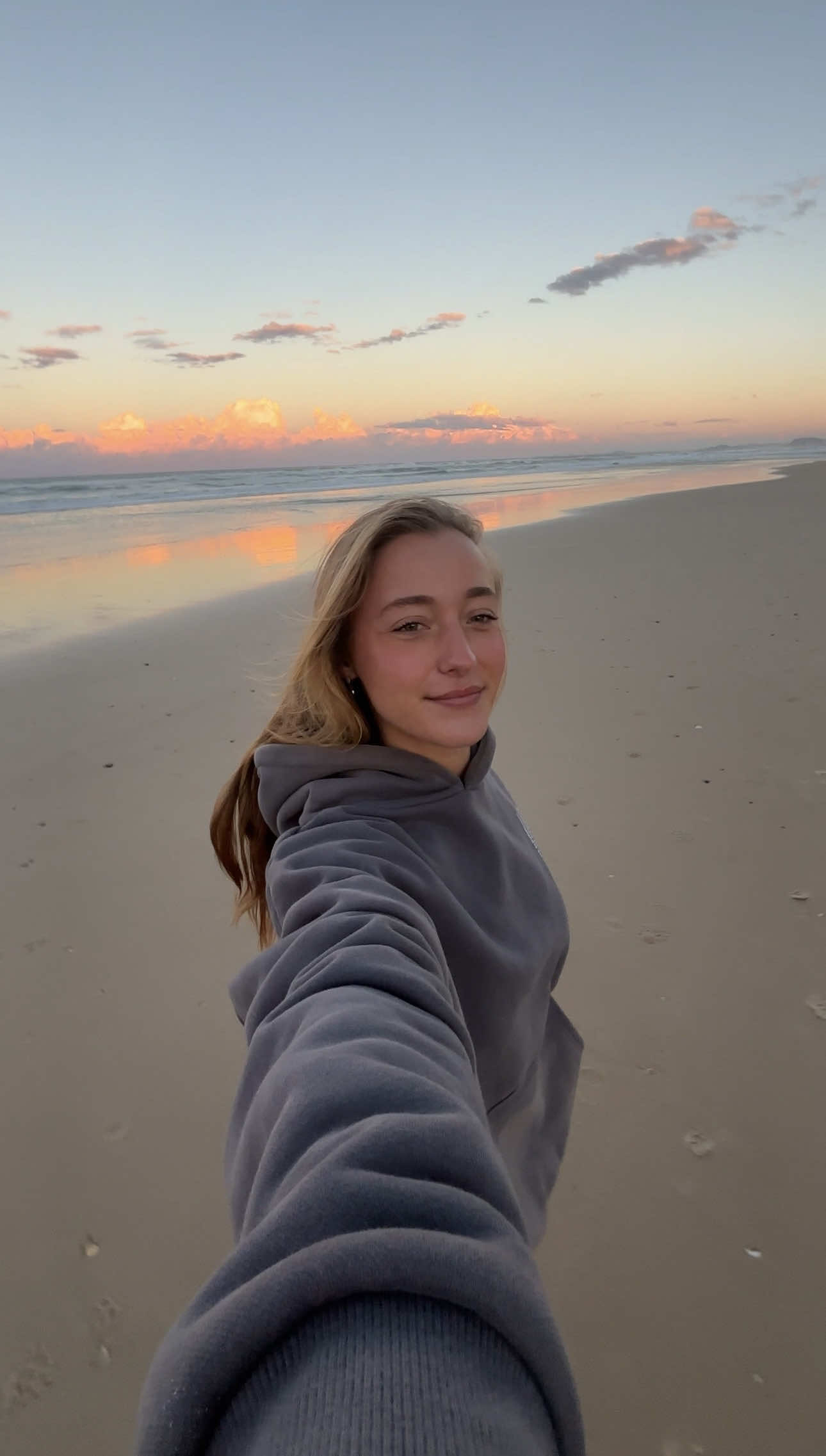 @Hols✨