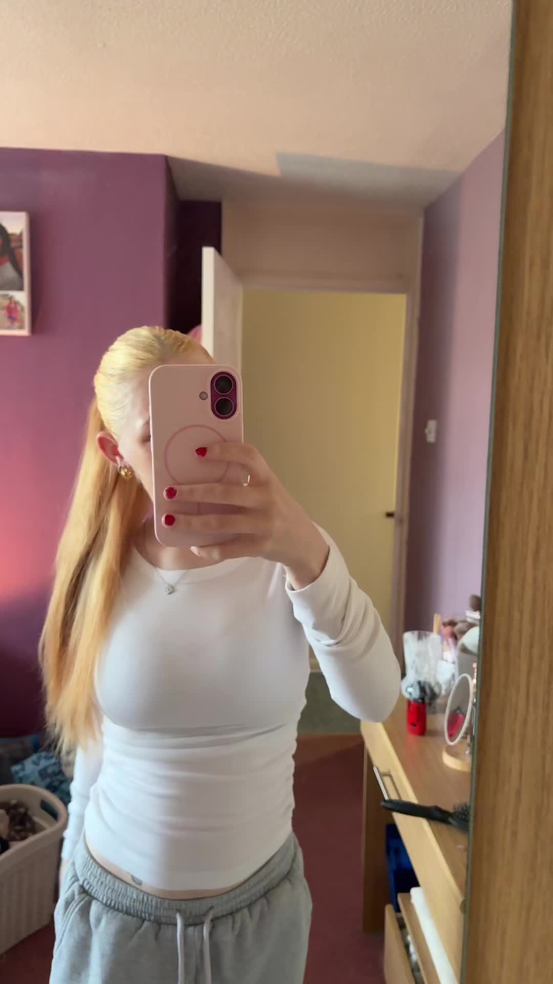 @𝒥ℯ𝓃𝓃𝒶🐒