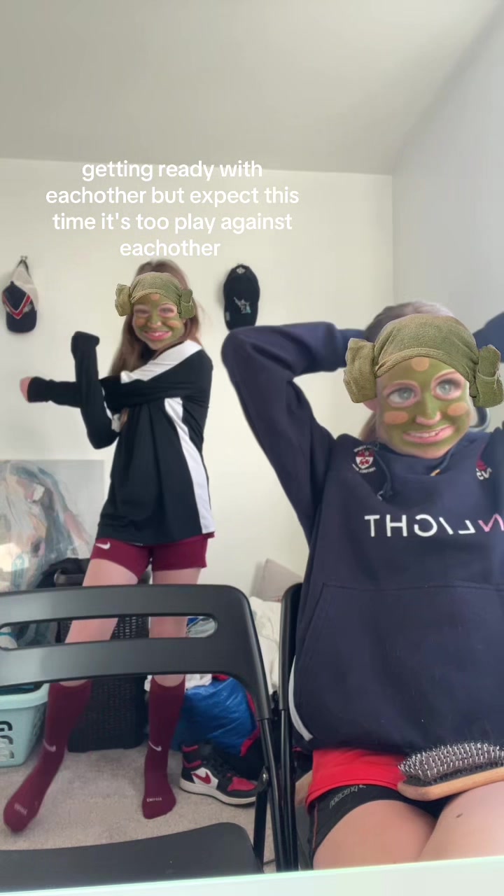 @๐๐ก๐ฅ๐จ๐ ๐บ