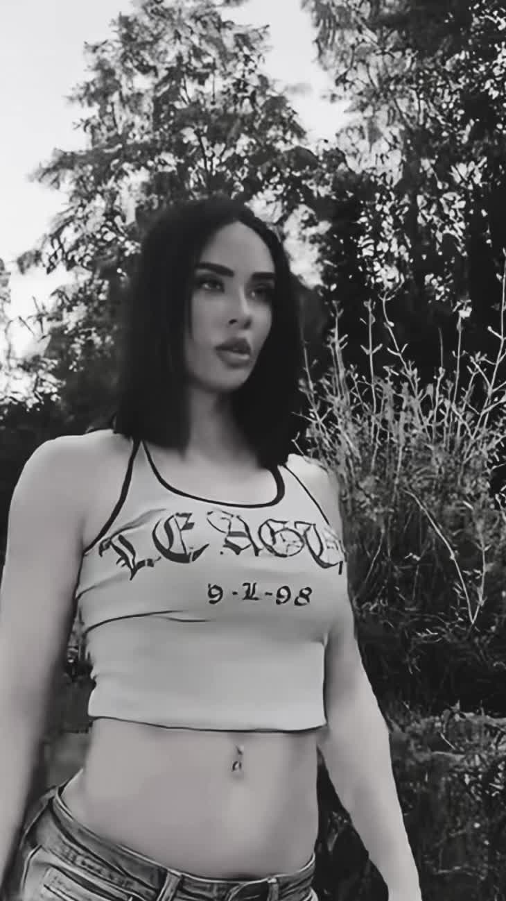 @𝗱𝗮𝗶𝗹𝘆𝘅𝗵𝗲𝗻𝘀𝗶𝗹𝗮