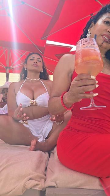 @Bella. Ponce