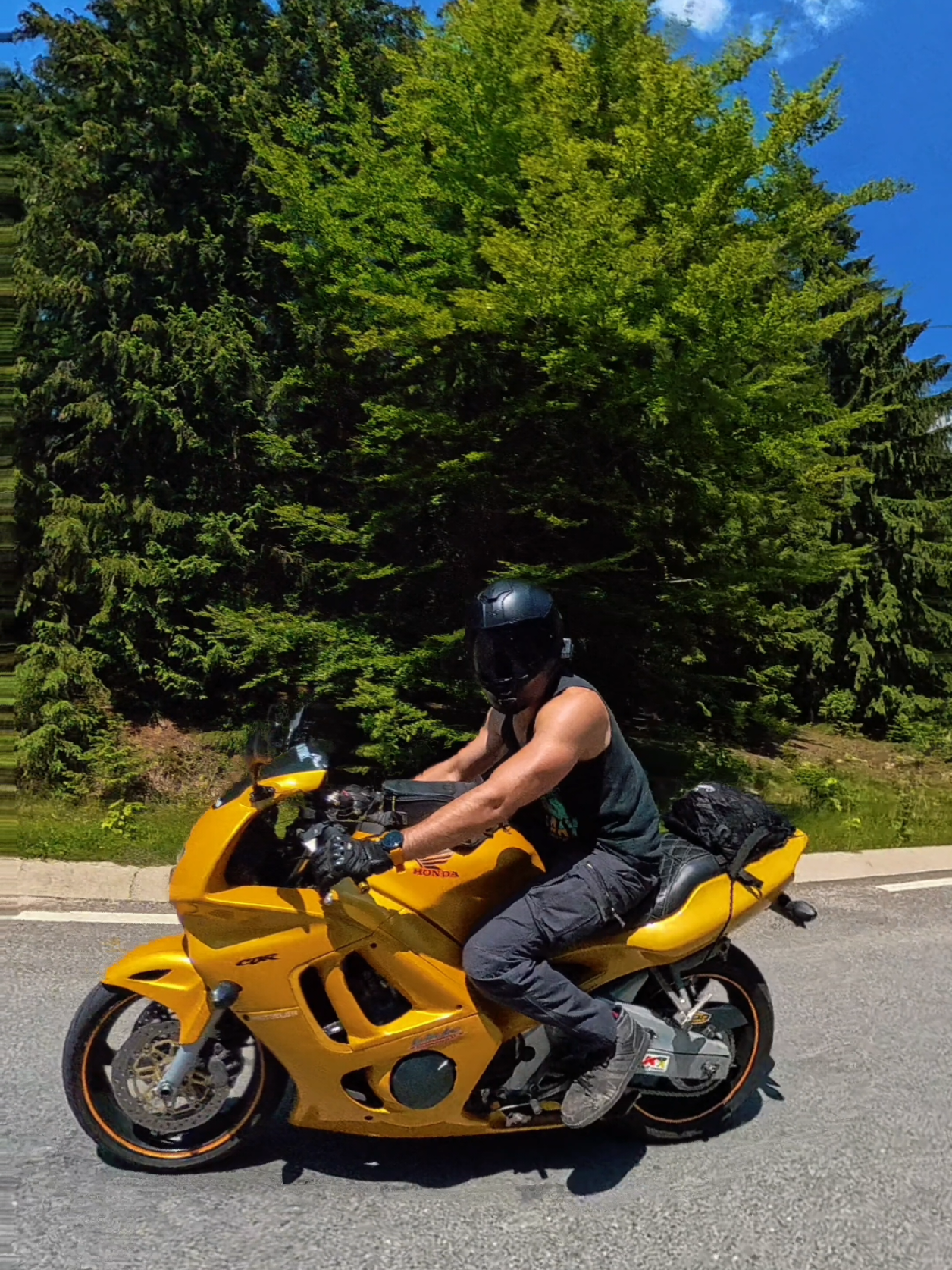 @Lovadi Jozsef☕️ 🗻 🏍