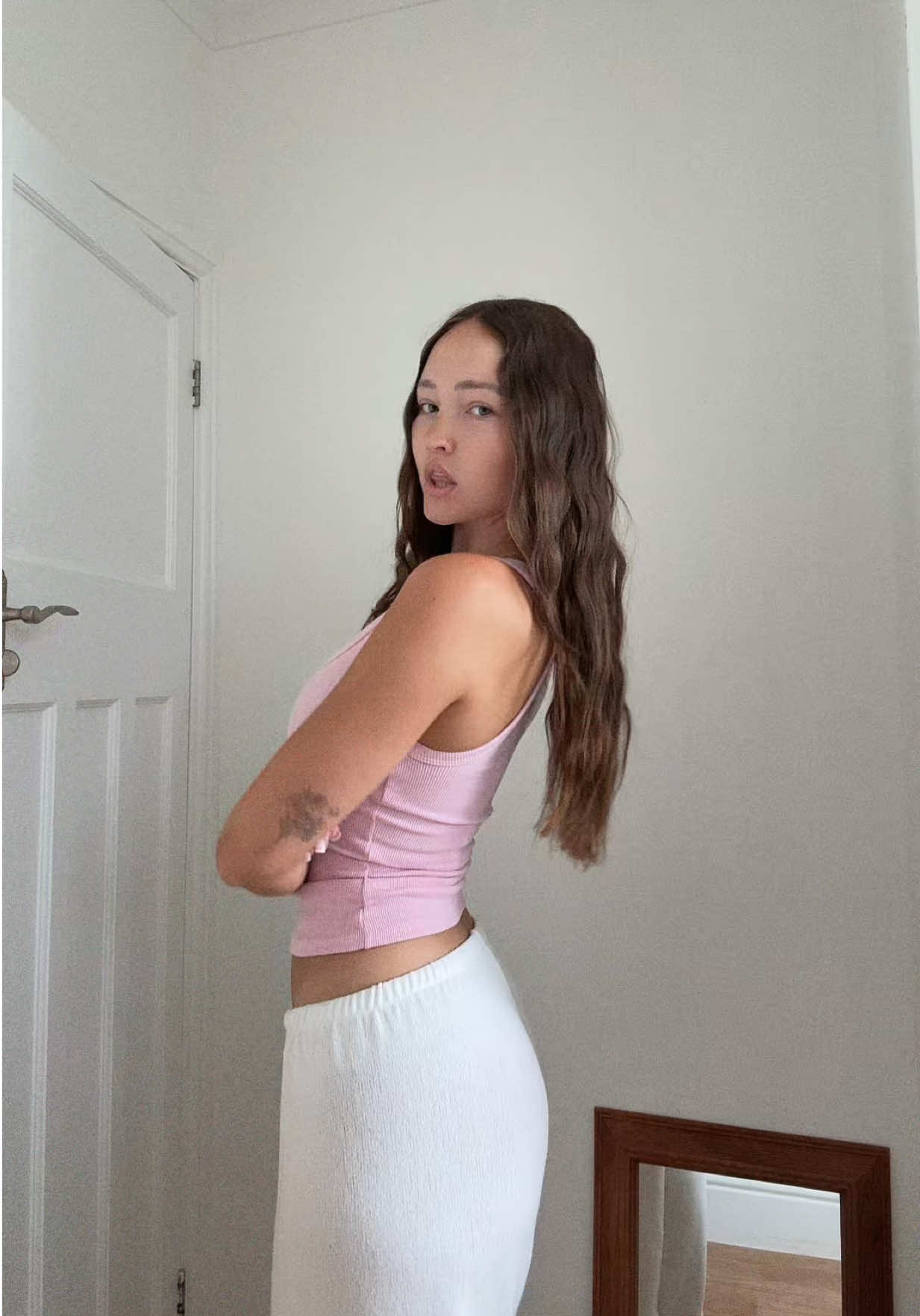 @𝐒𝐀𝐍𝐃𝐑𝐀 ☁️