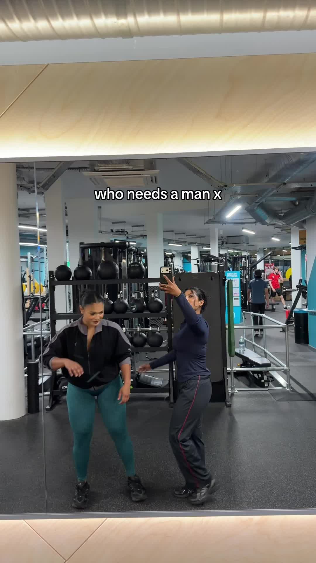 @thashna