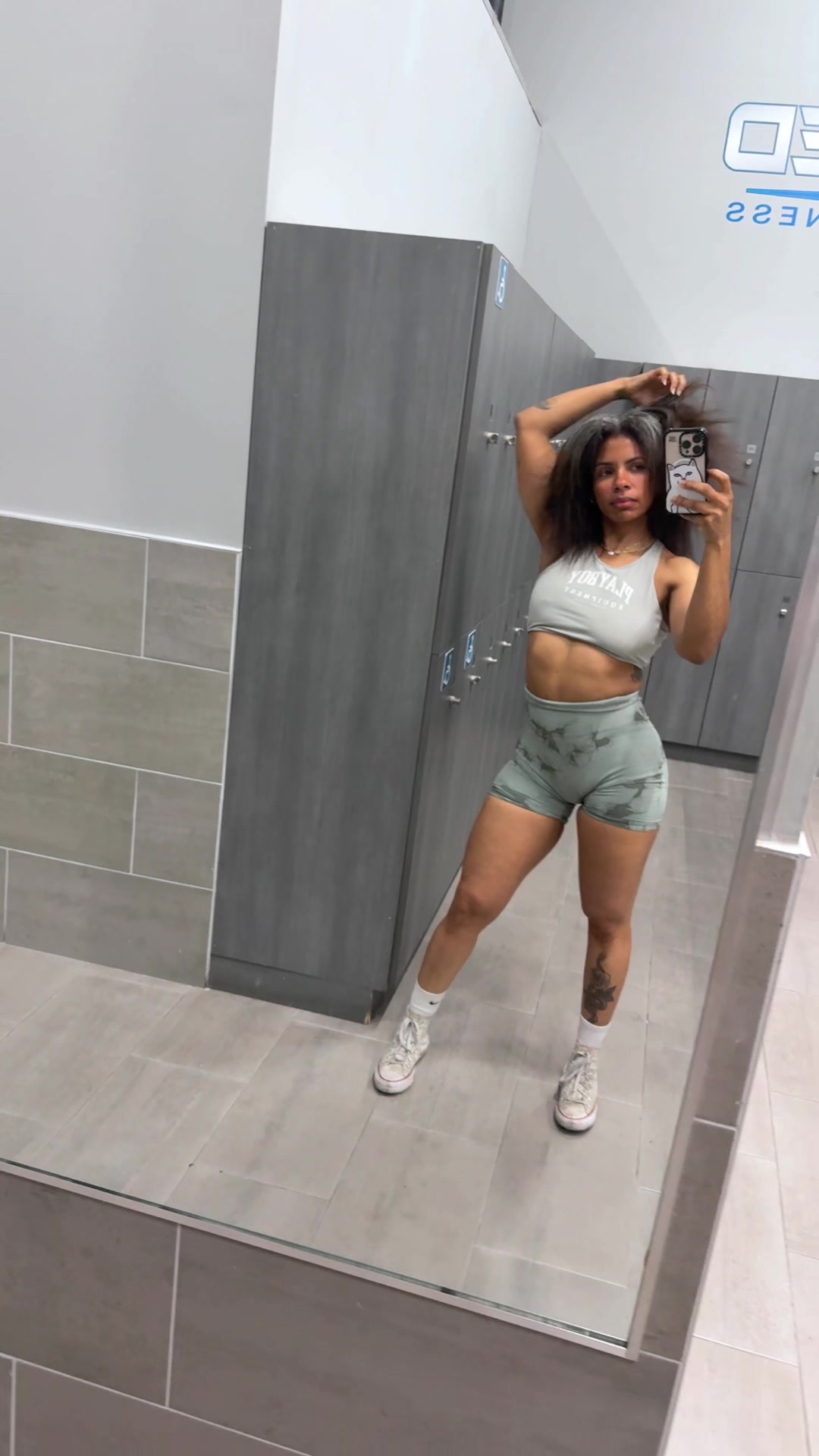 @Ana