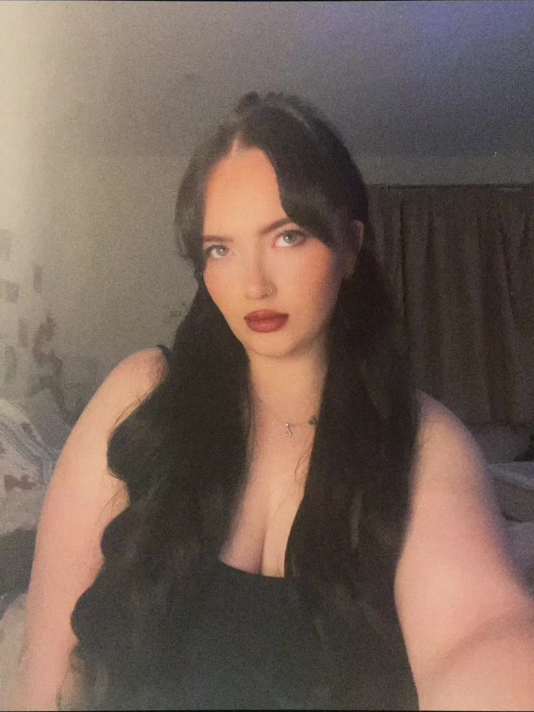 @𝐞𝐥𝐥𝐚