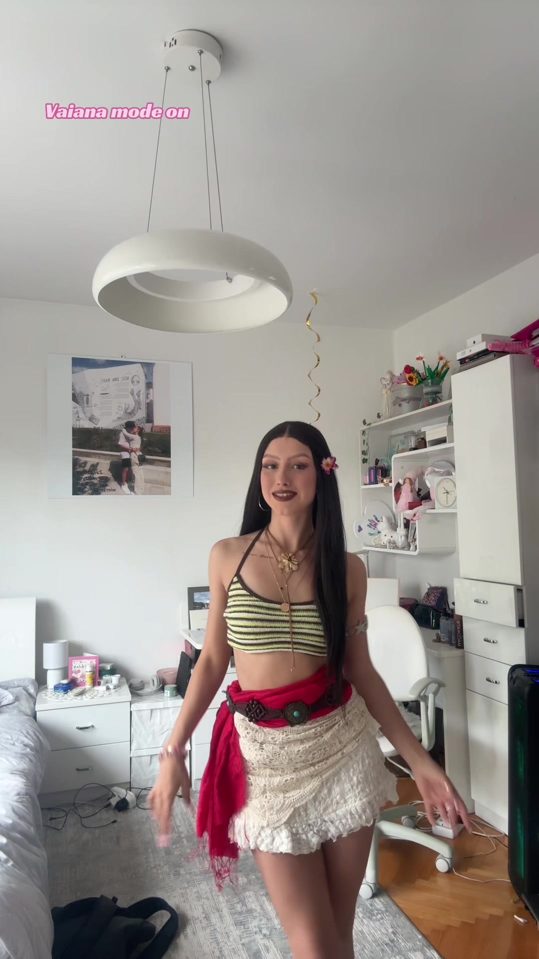 @alastraz_
