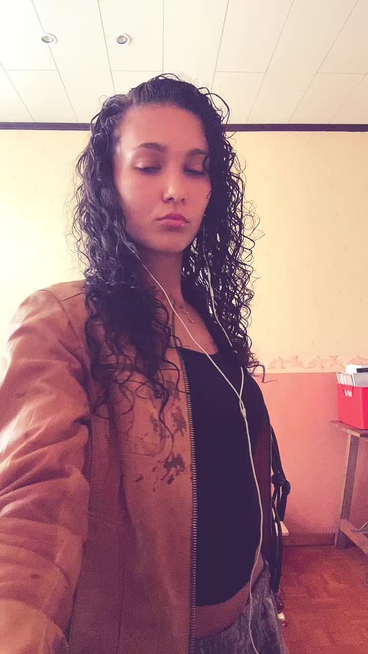 @earthsigngyall