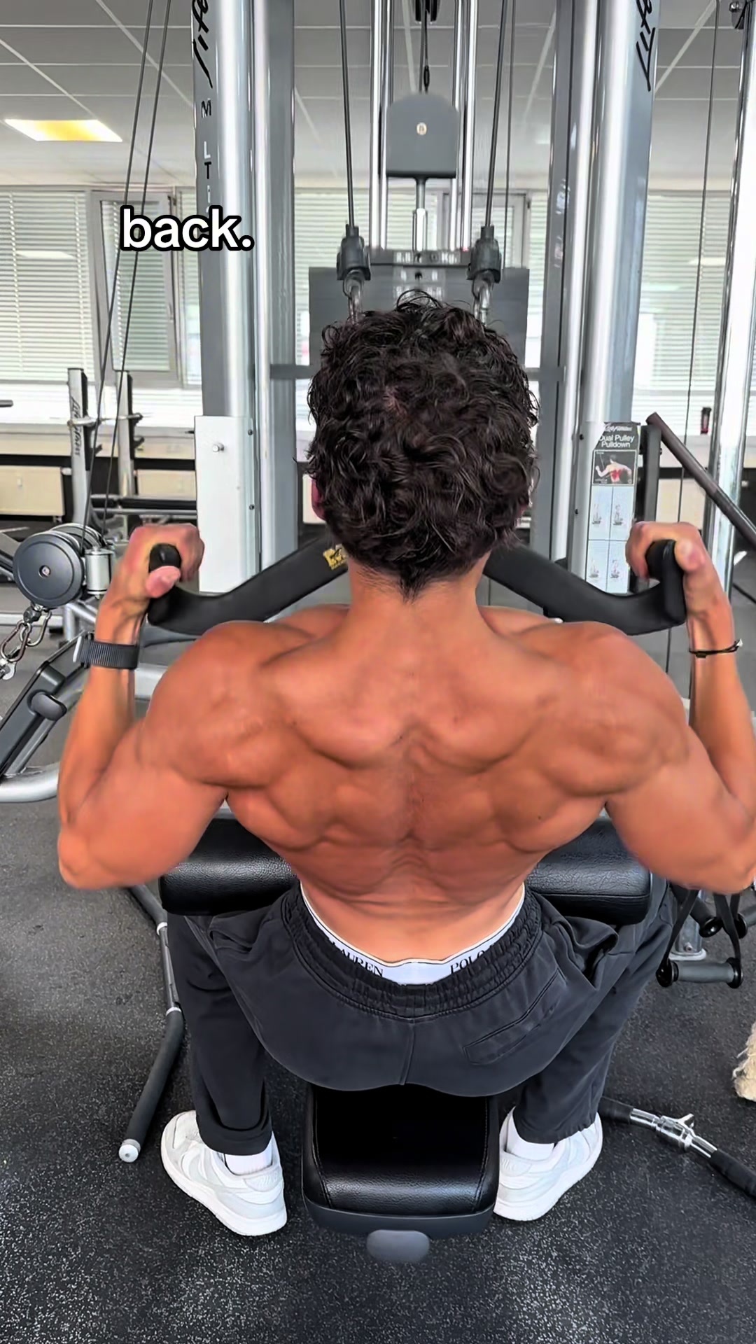@max.valentin07