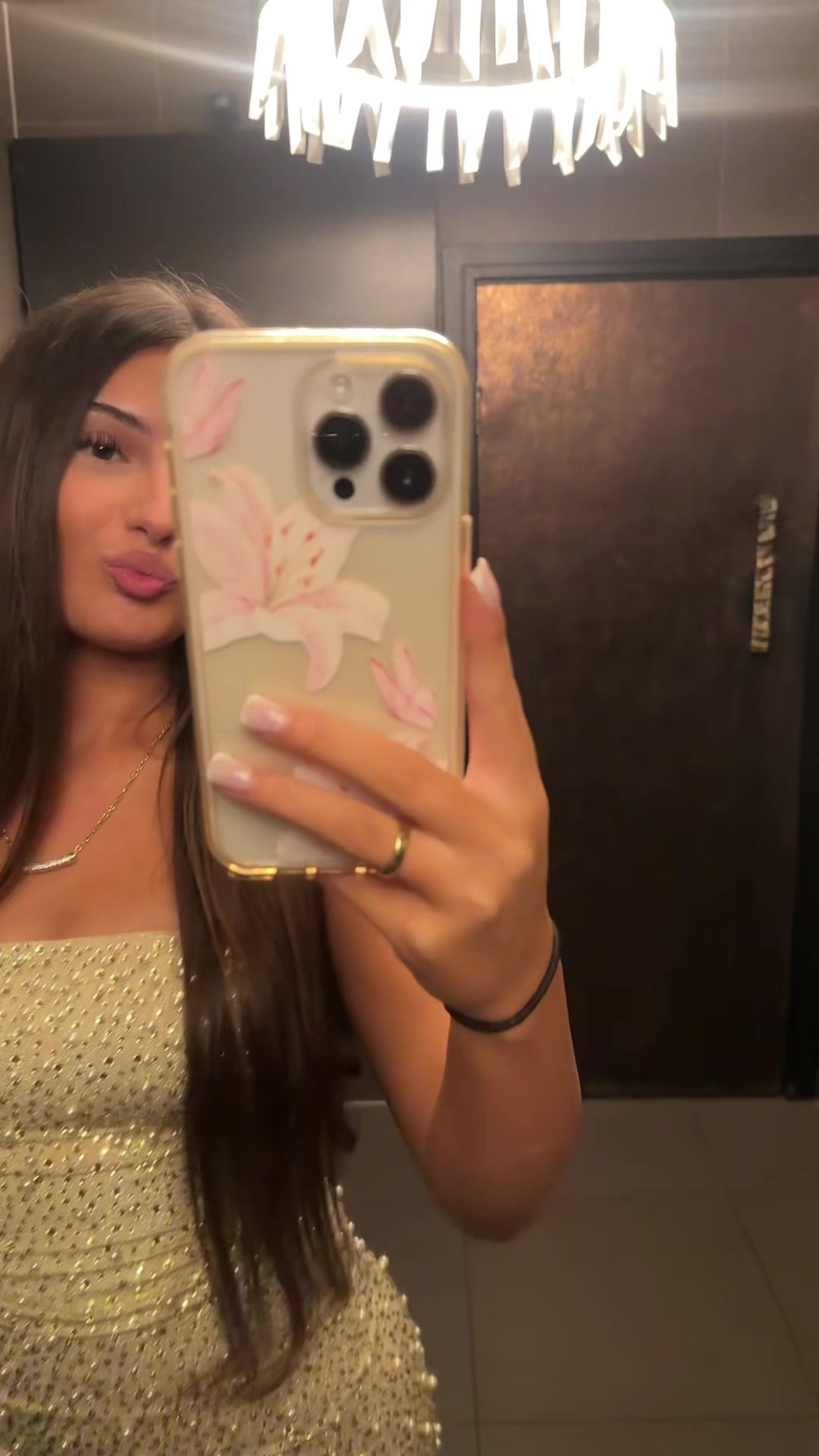 @Elissa