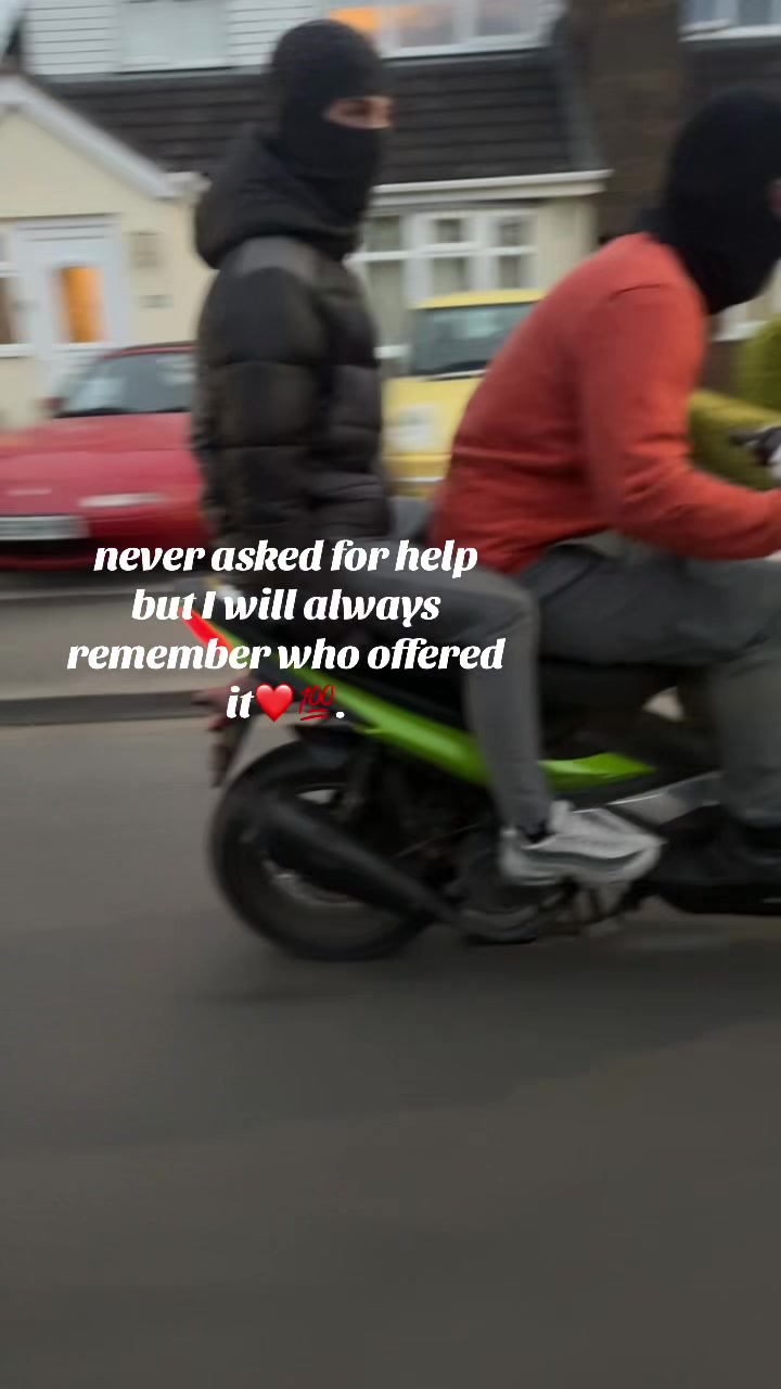 @R📱