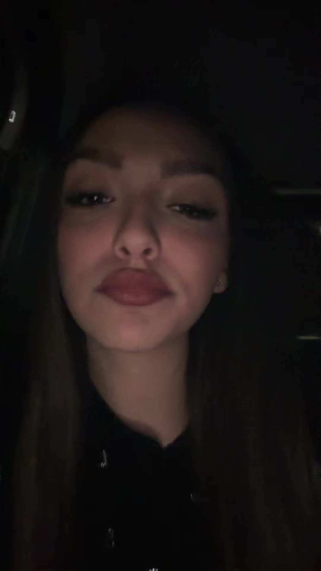 @𝓖𝓲𝓾𝓼𝔂 𝓛𝓪𝓾𝓭𝓪𝓷𝓲 🌙