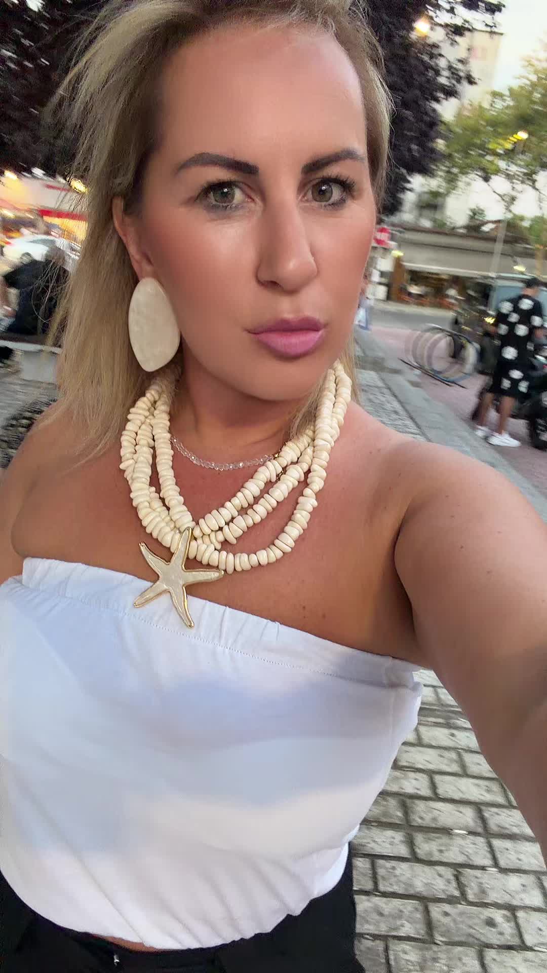 @anita86