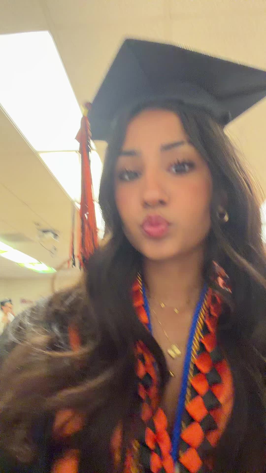 @reyvalicious