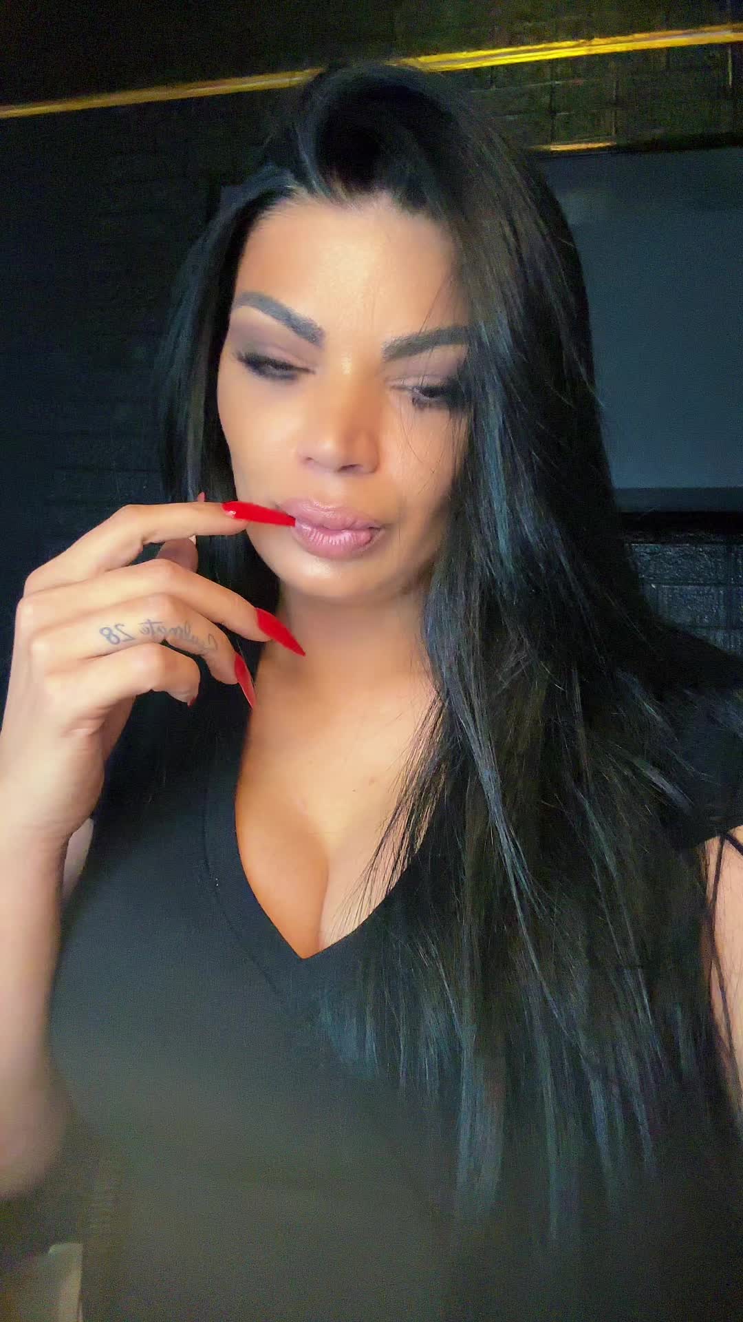 @BambinaHoney🐒