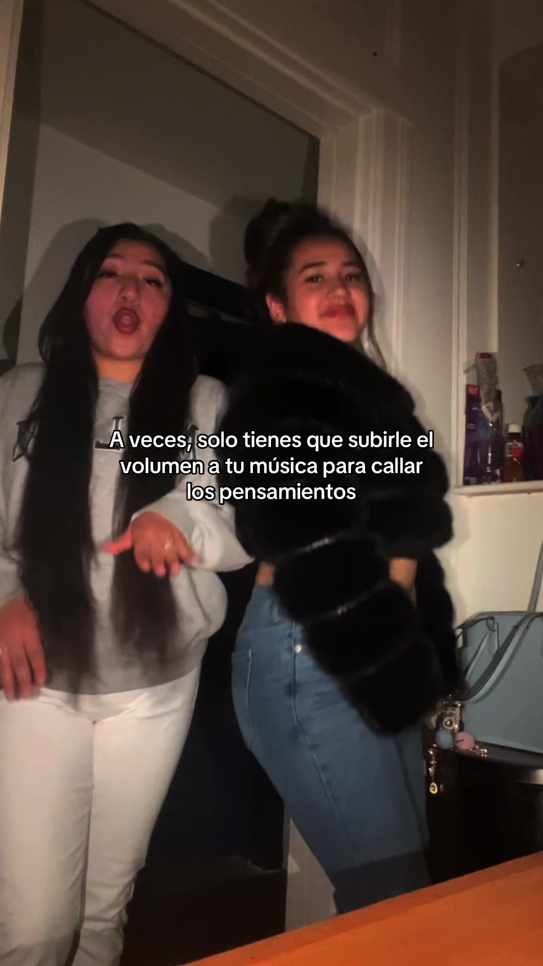 @Titi