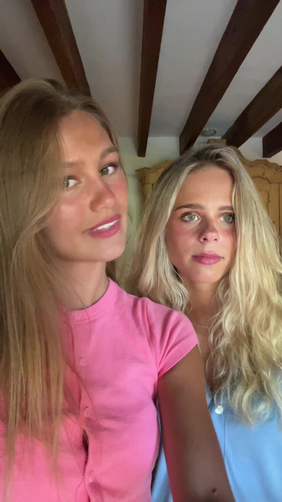 @🦄