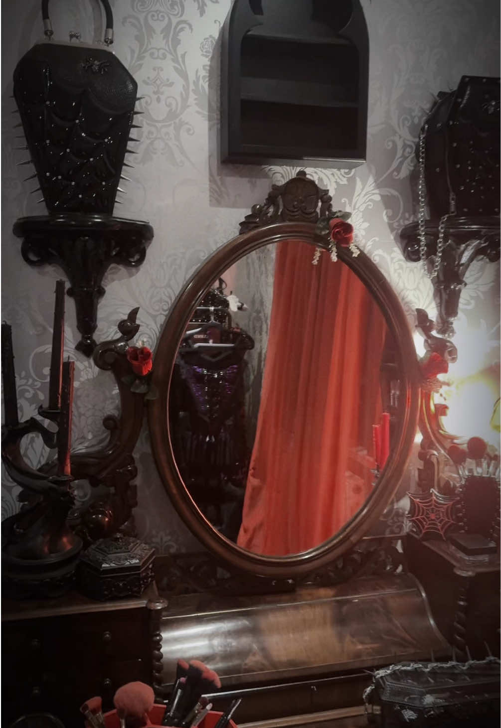 @ᛪ༙🥀𝓔𝔪𝔪𝔞🦇ᛪ༙