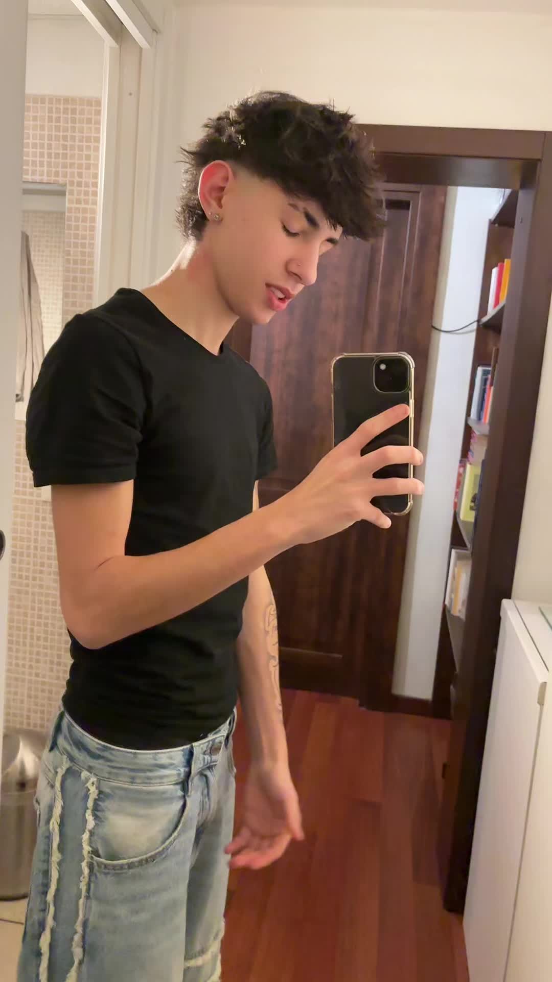 @🌪️