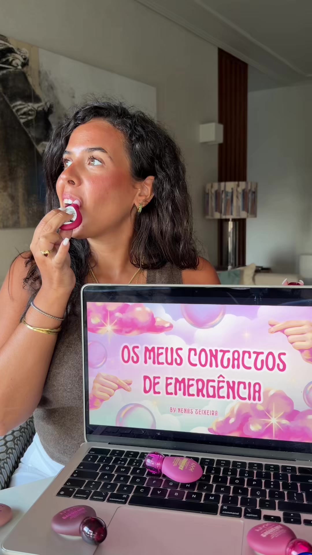 @nenas teixeira