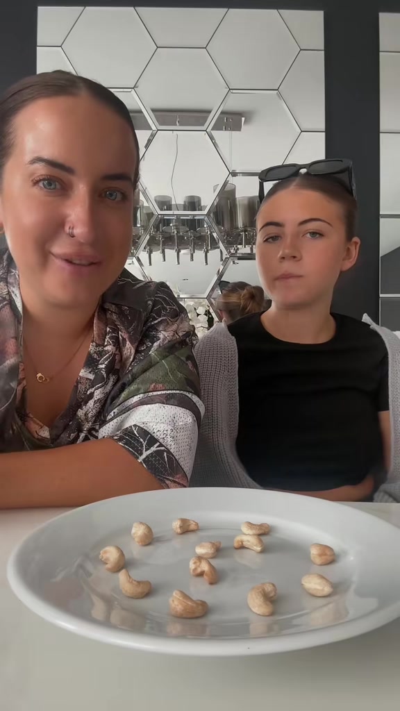 @Rosie Dev & Frankie Jay