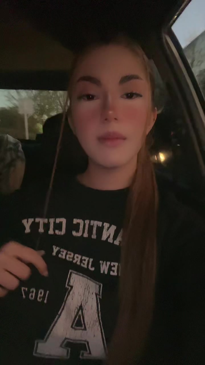 @ivanawa.tt