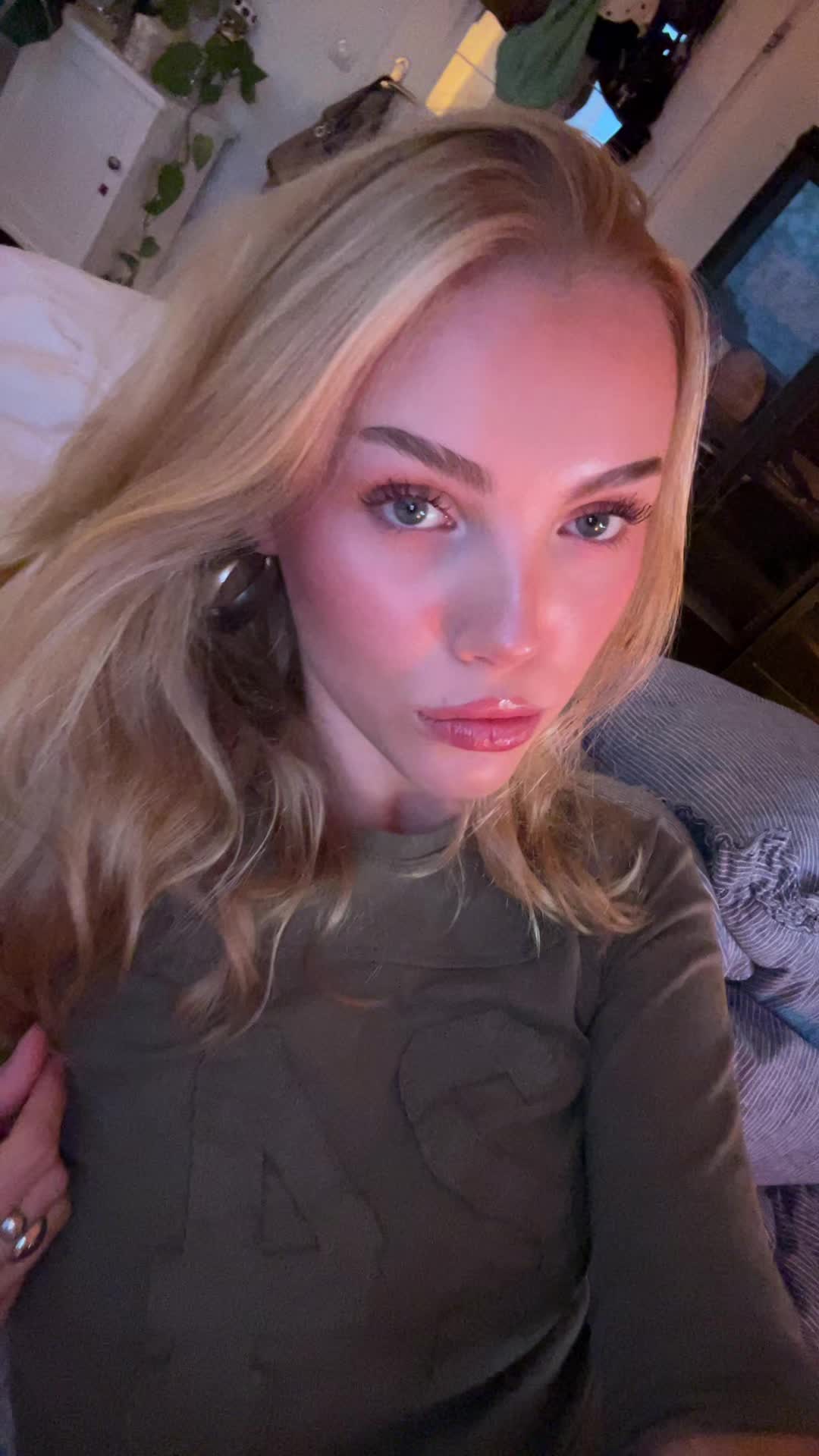 @lottanichtcarlotta