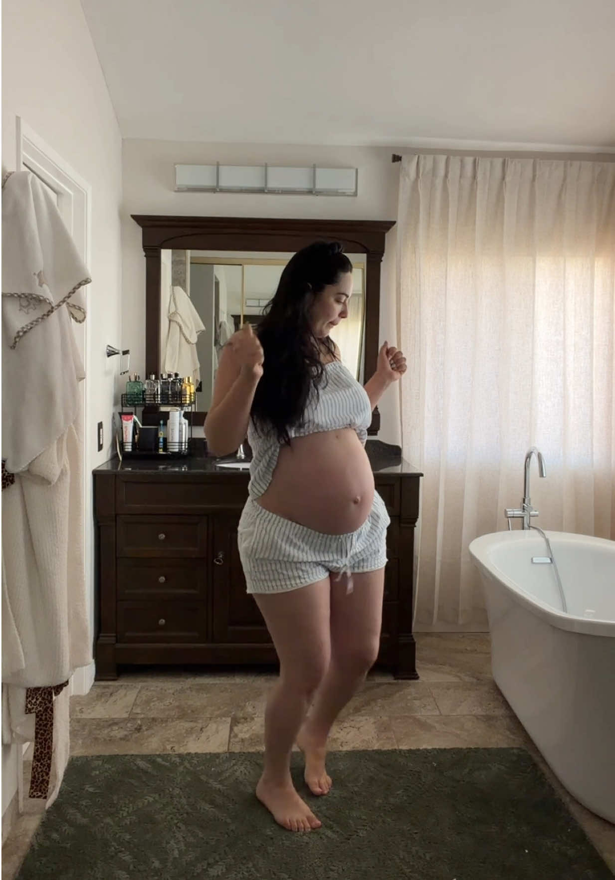 @Adriana Gabriela